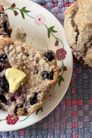 Blackberry and blueberry jumbo muffins